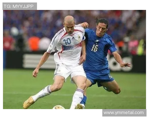 模仿世界足球巨星技术动作提升训练方法与技巧探析